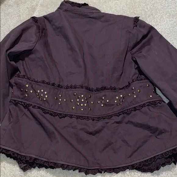 Bronze studs and brown eyelets jacket in size L - Picture 7 of 7